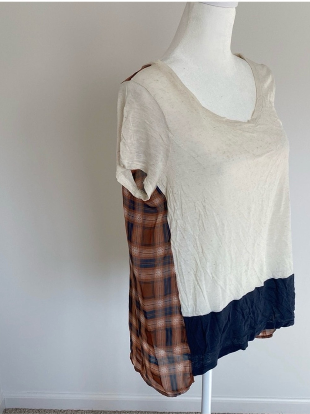 Le Lis Plaid Back Detail Top Size M | Trendy Boutique Blouse